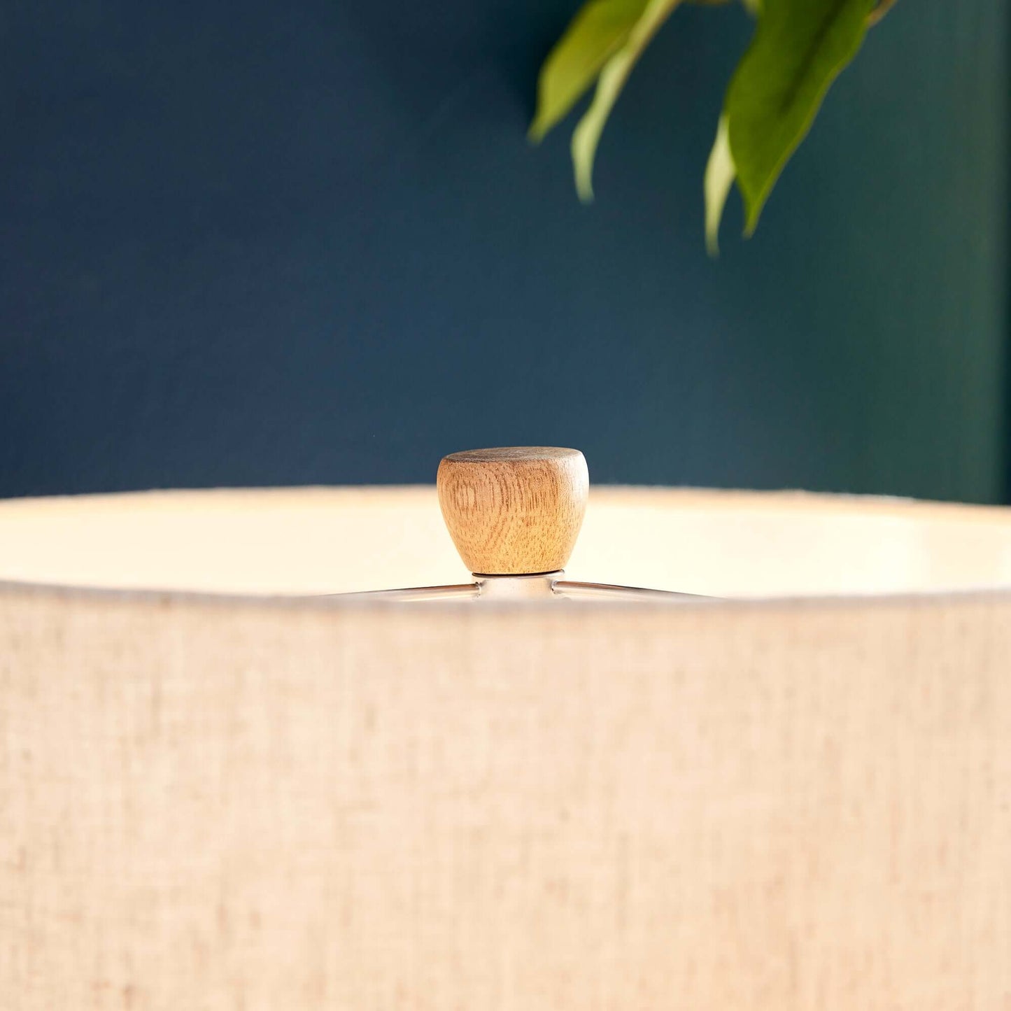 Vintage-Style Cream Ribbed Table Lamp with Linen Shade