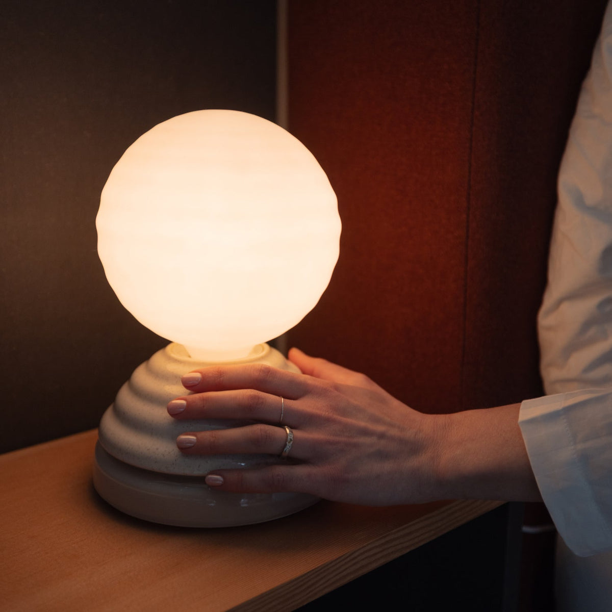 Wake Sleep Light in Pebble White