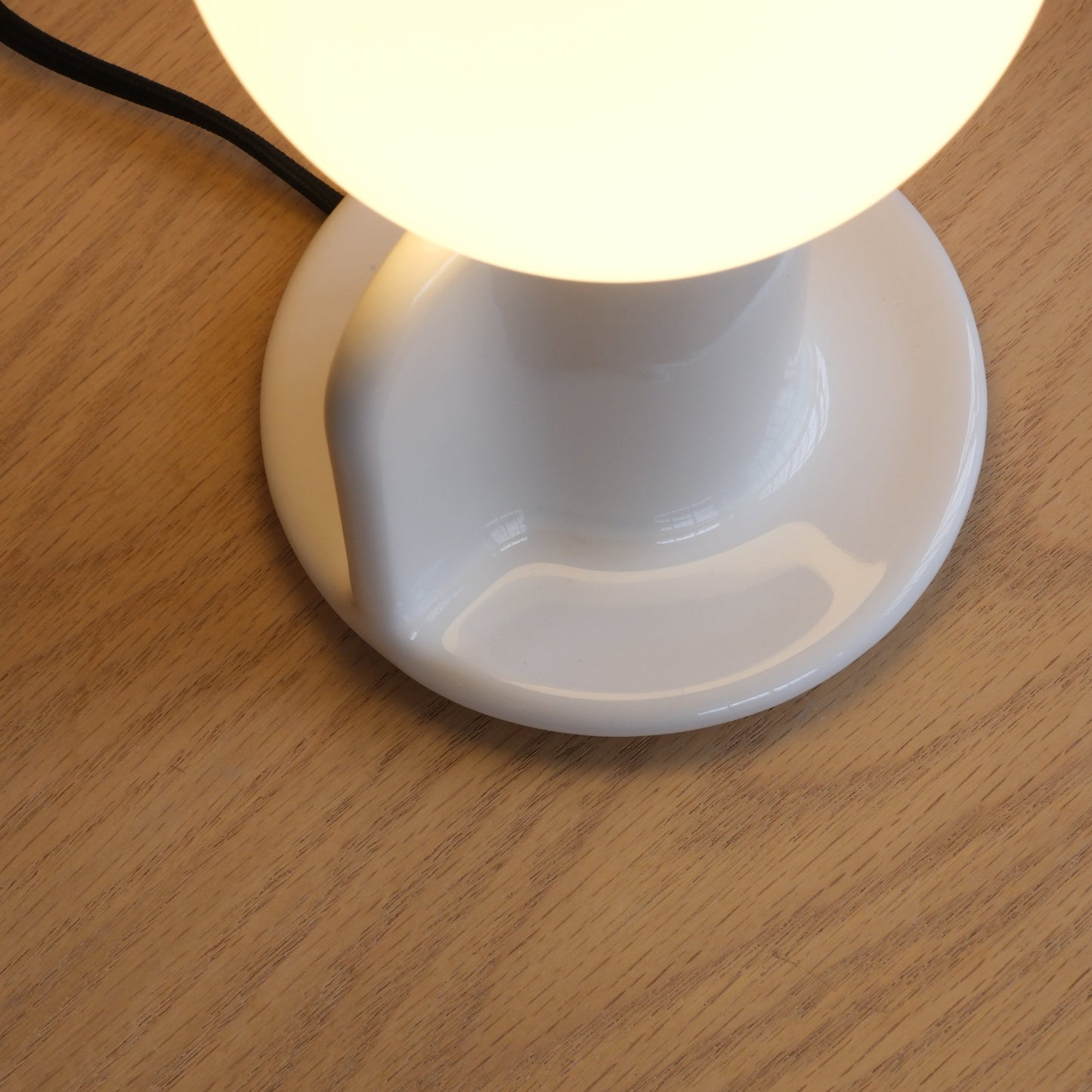 Q Lamp
