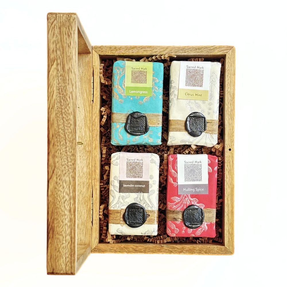 Soap Gift Set in a World Map Keepsake Box