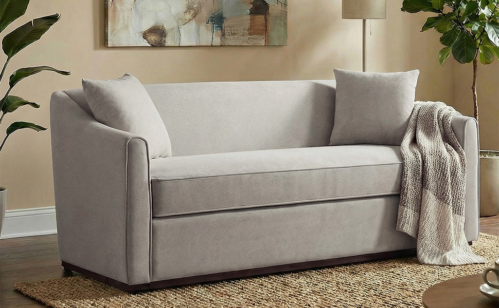 Modern 3-Seater Sofa With Throw Pillows