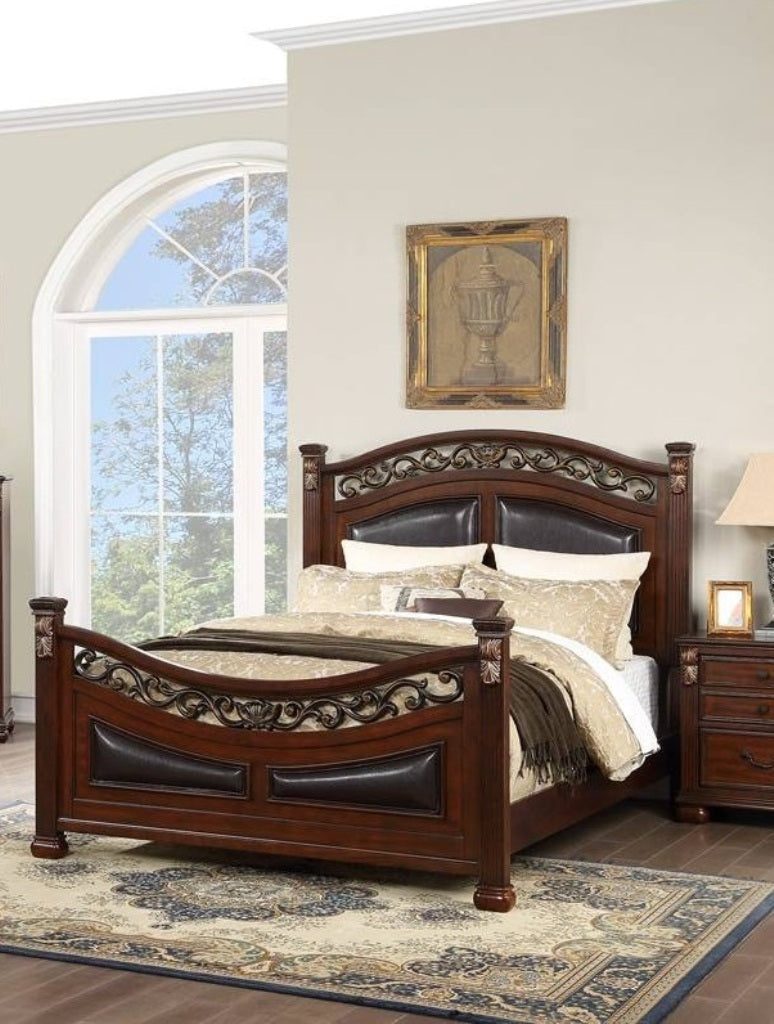 Traditional California King Size Bed and Nightstands Set