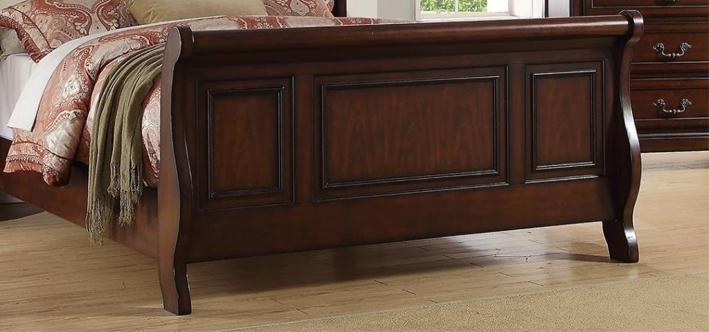 Traditional 3pc Set California King Size Bed & Nightstands