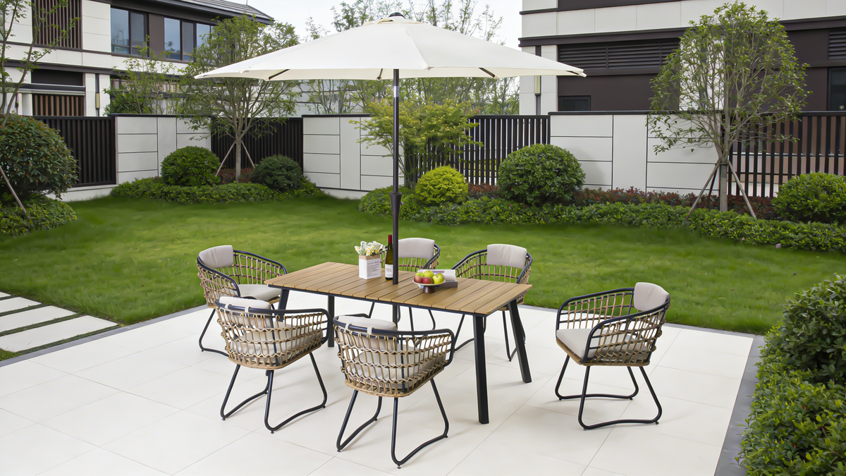 7-Piece Outdoor Wicker Dining Set