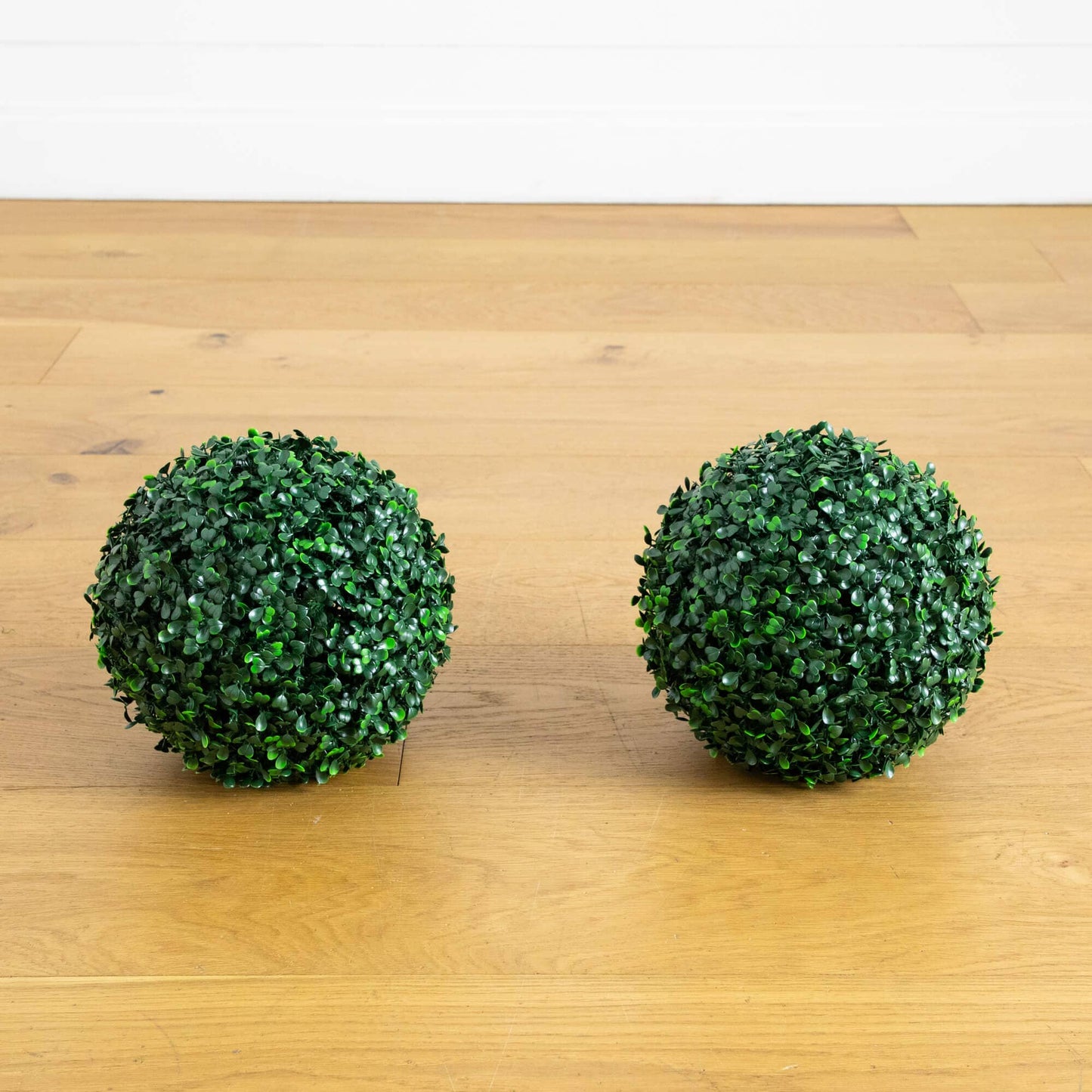 8" UV Resistant Artificial Boxwood Ball (Indoor/Outdoor) - Set of 4