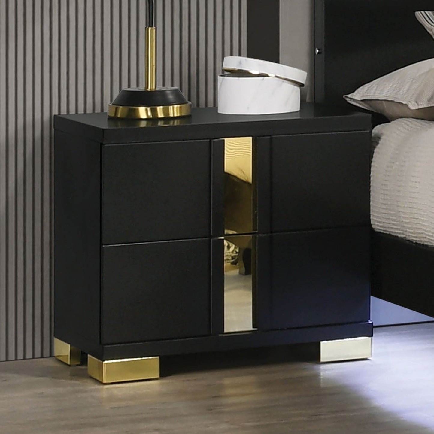 Modern Black 3pc Bedroom Set Full Size Bed w LED 2x Nightstands Mattress Ready Furniture Acrylic Trim