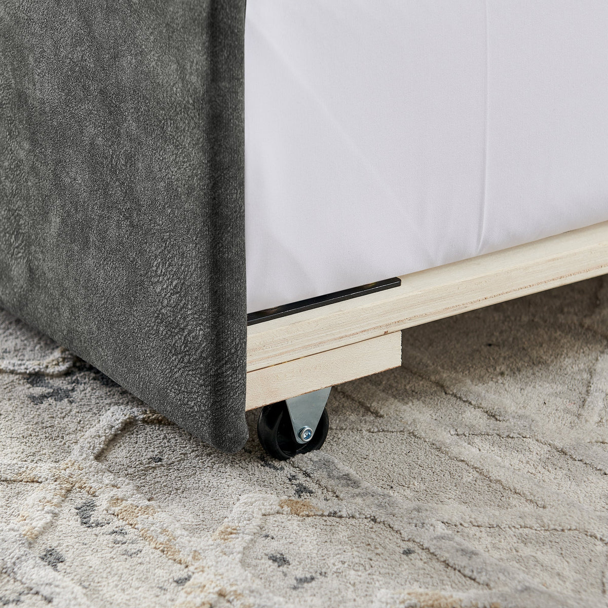 Full Size Daybed with USB Charging & Twin Size Pull-out Bed