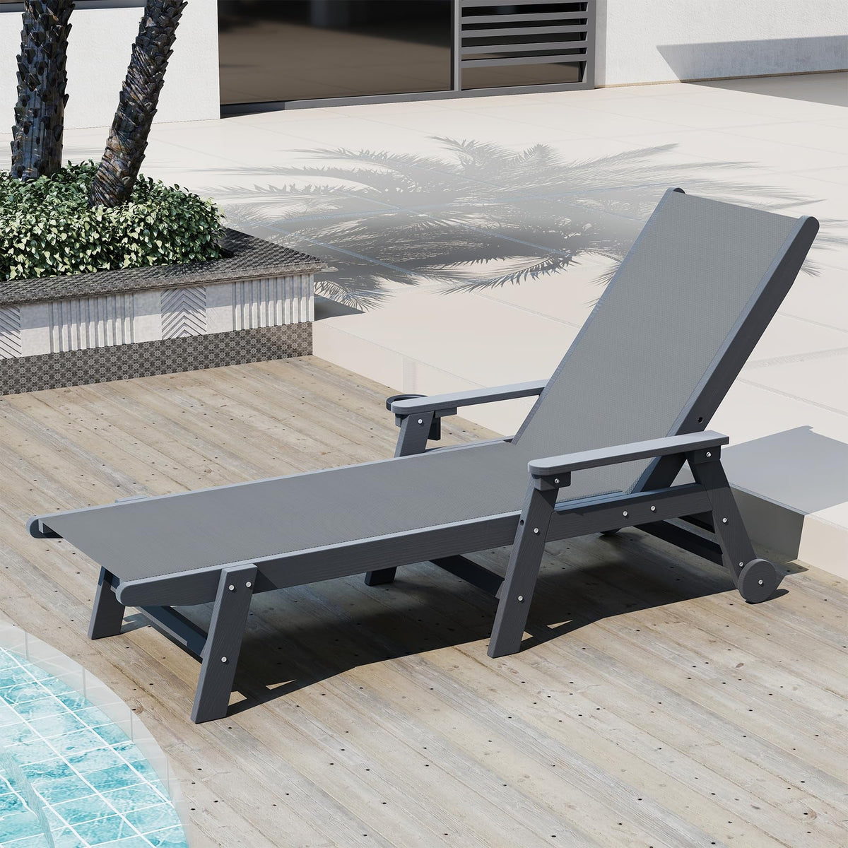 HDPE Outdoor Lounge Chair with Wheels