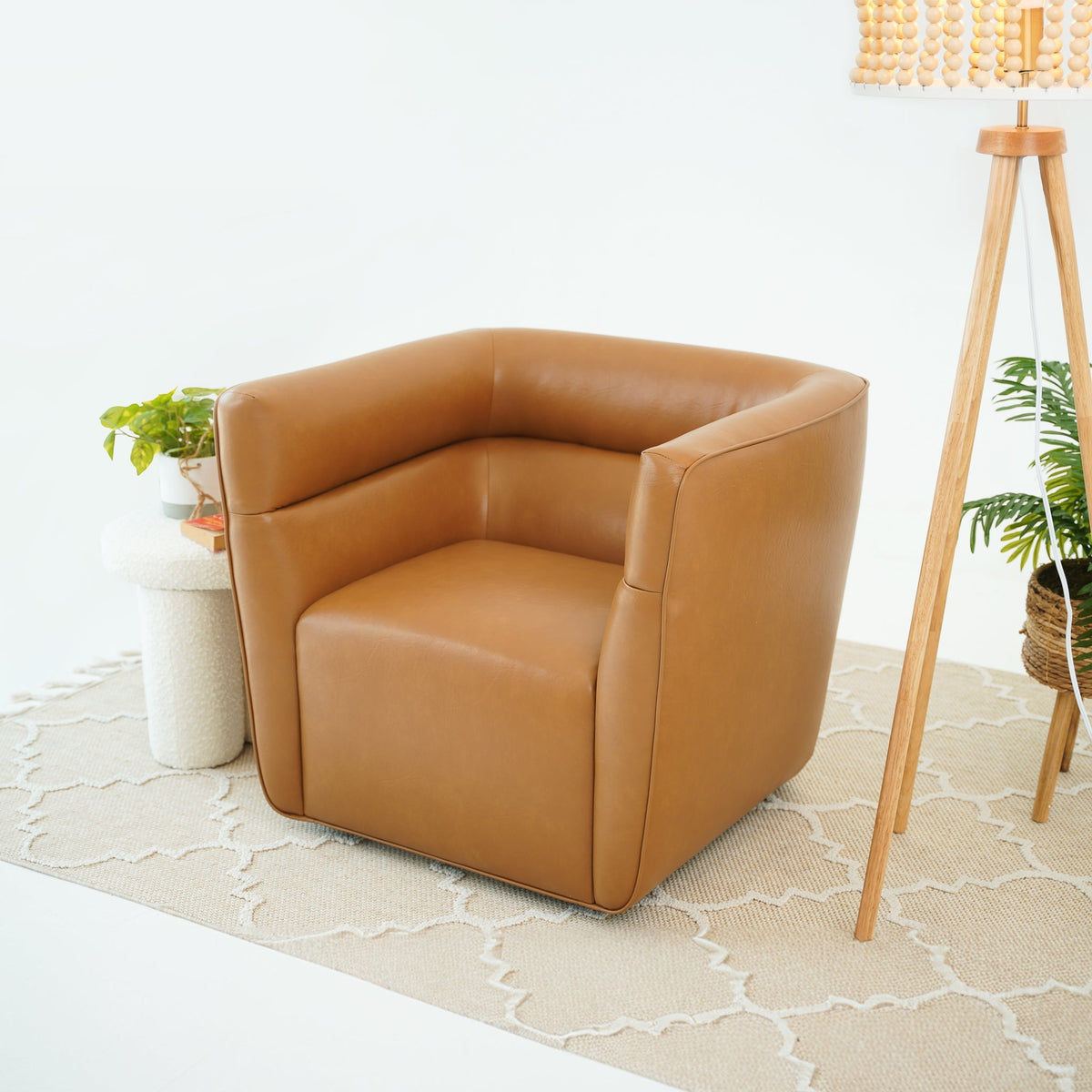Callan Swivel Chair - Vegan