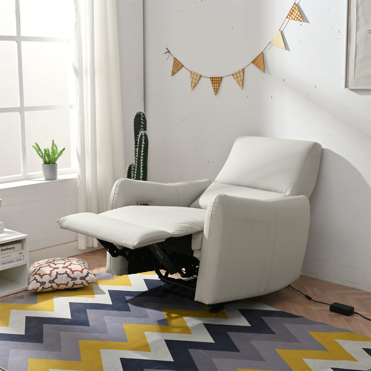 Wall Hugger Power Recliner Chair for Small Spaces
