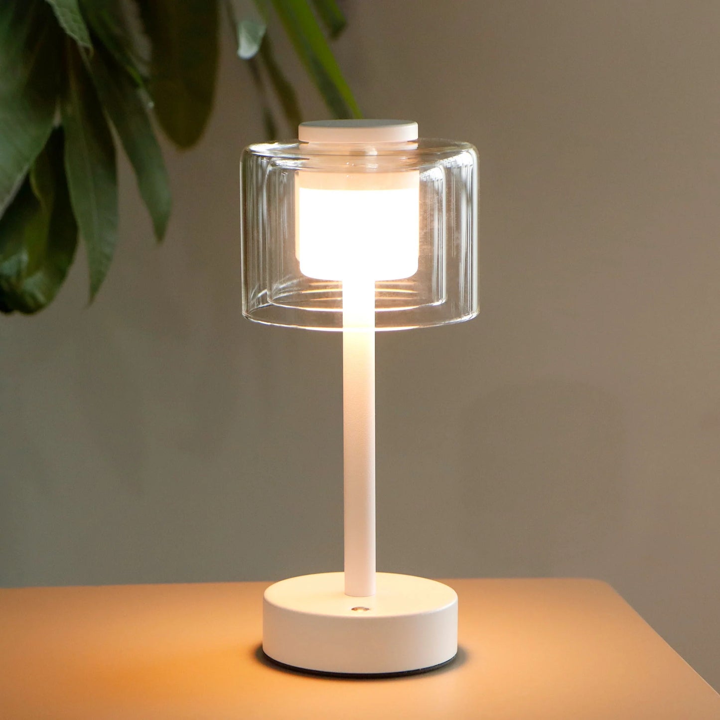 11" H 3-Way Dimmable Rechargeable Lamp