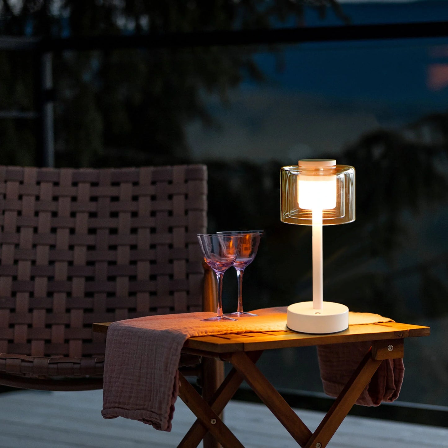 11" H 3-Way Dimmable Rechargeable Lamp