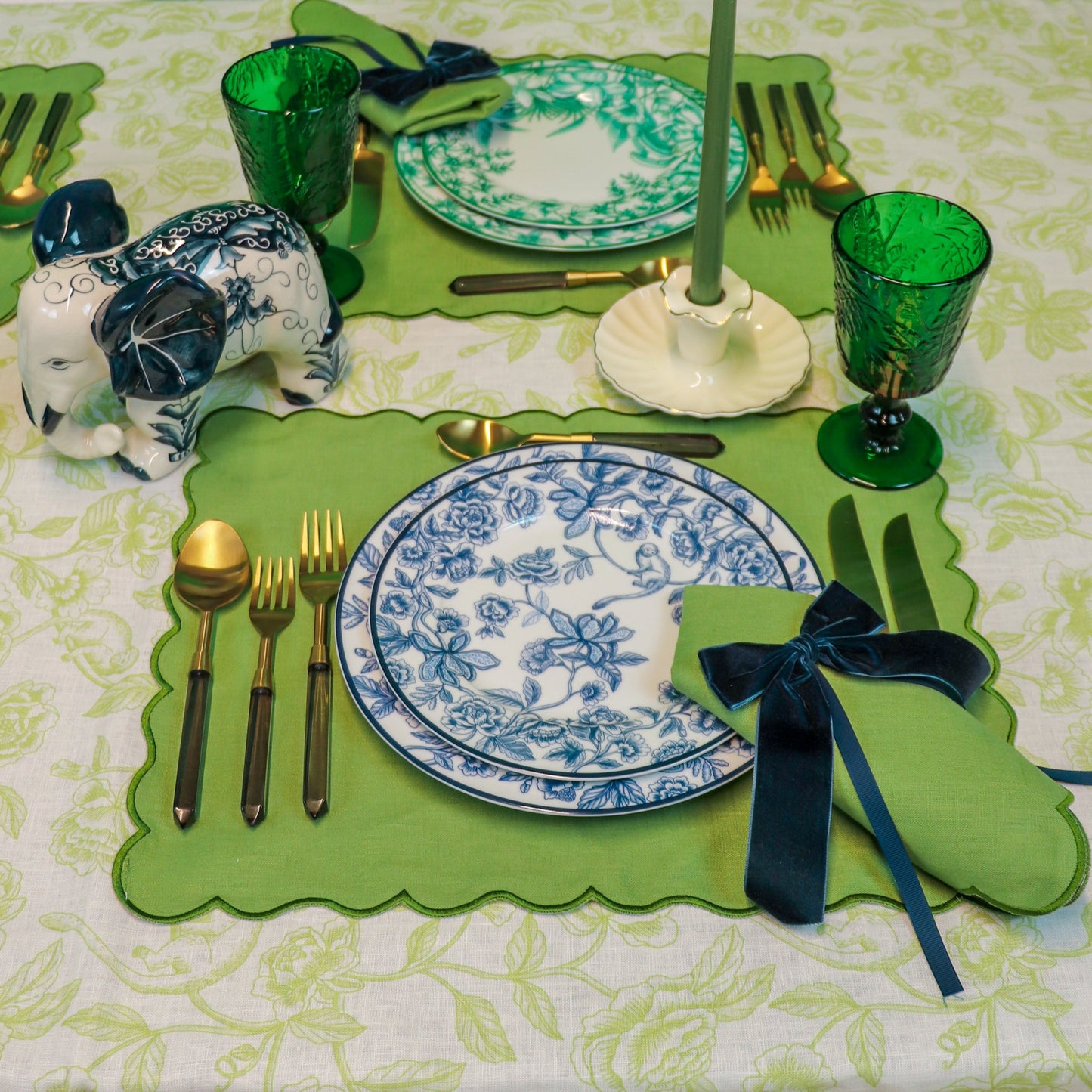 Bombay Blue Starter Plate - Set of 4 (+1 Bonus Plate)