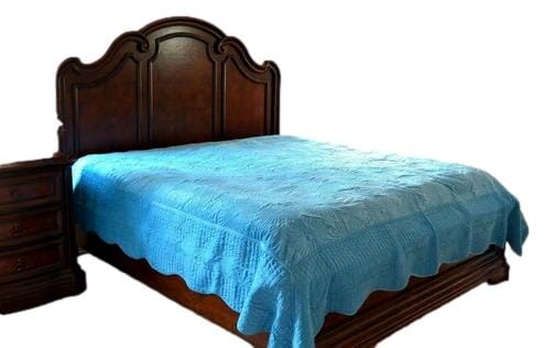 Tache Super Soft Blue Scalloped Coral Reef Quilted Fleece Bedspread Set (DXJ109013-2)