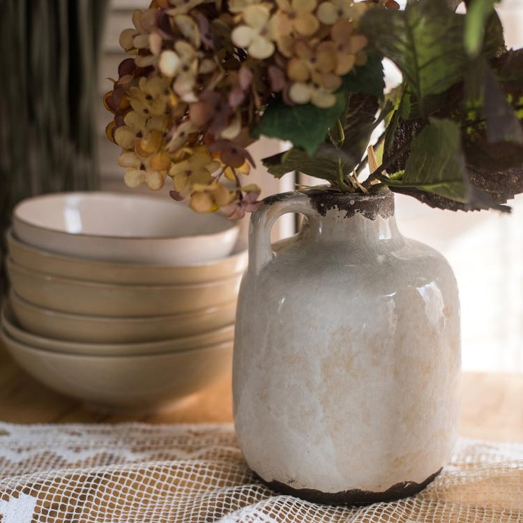 Binglie Glazed Pottery Vase with Single Handle