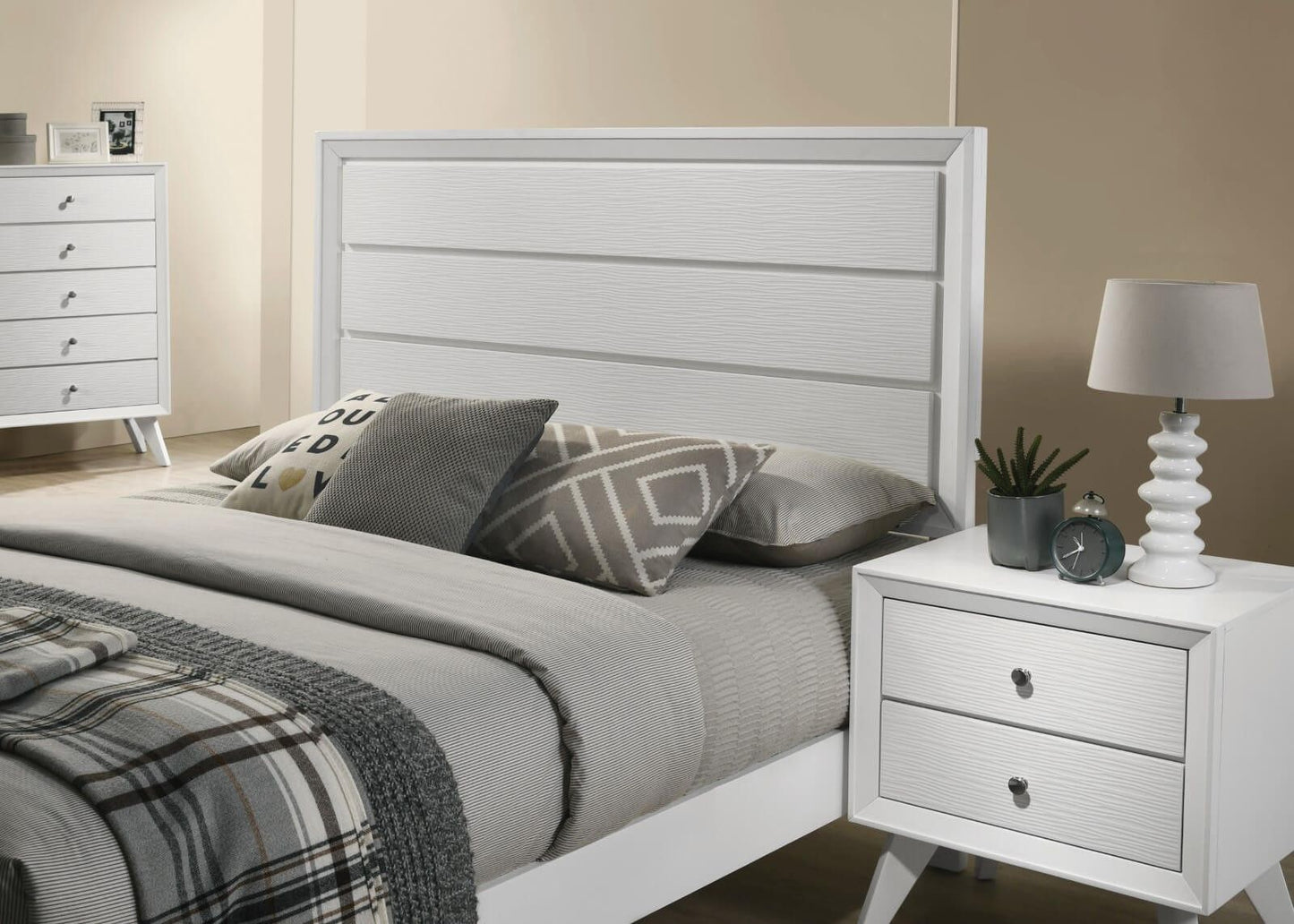 White Cal King Size Bed 2x Nightstands Wave Texture Panel HB