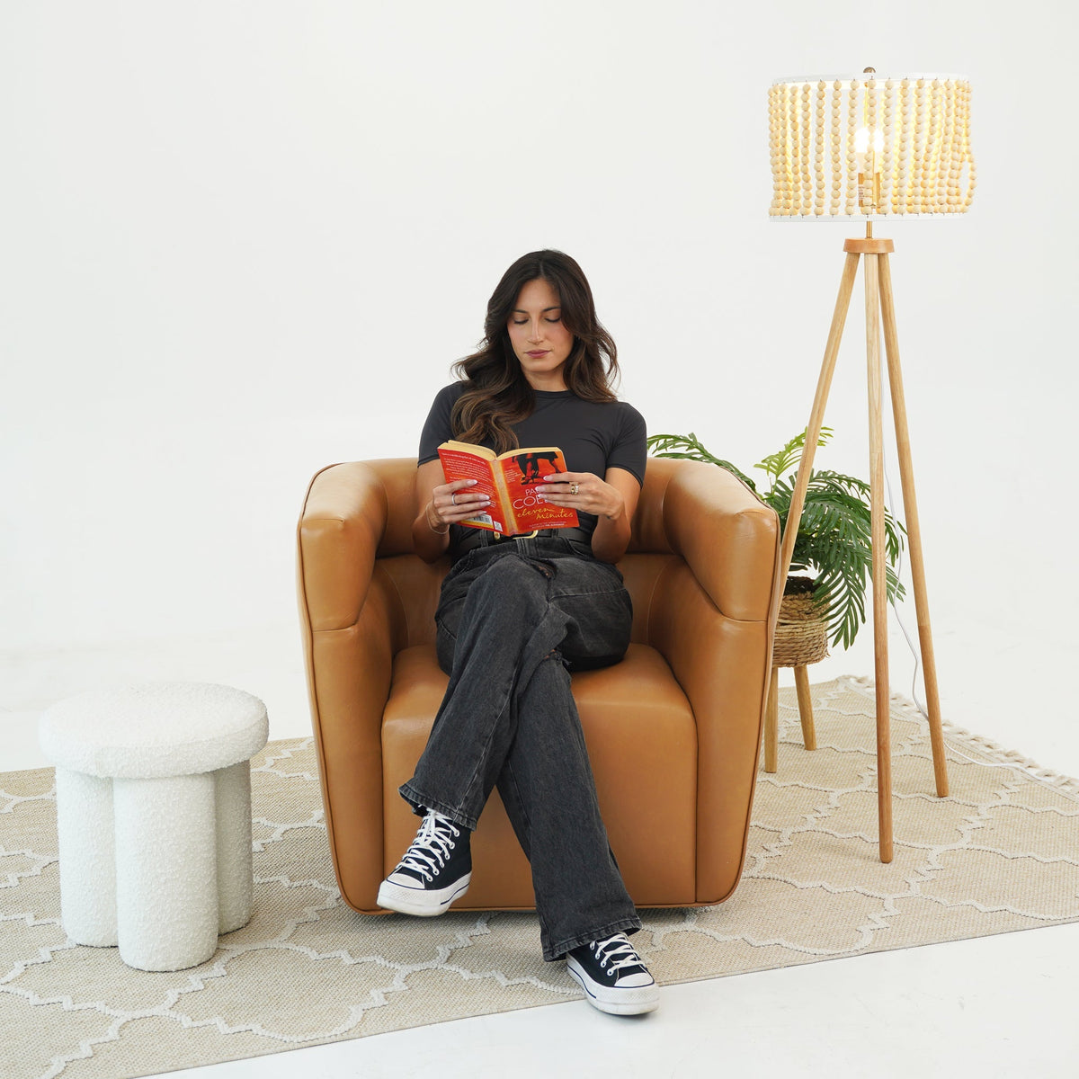 Callan Swivel Chair - Vegan