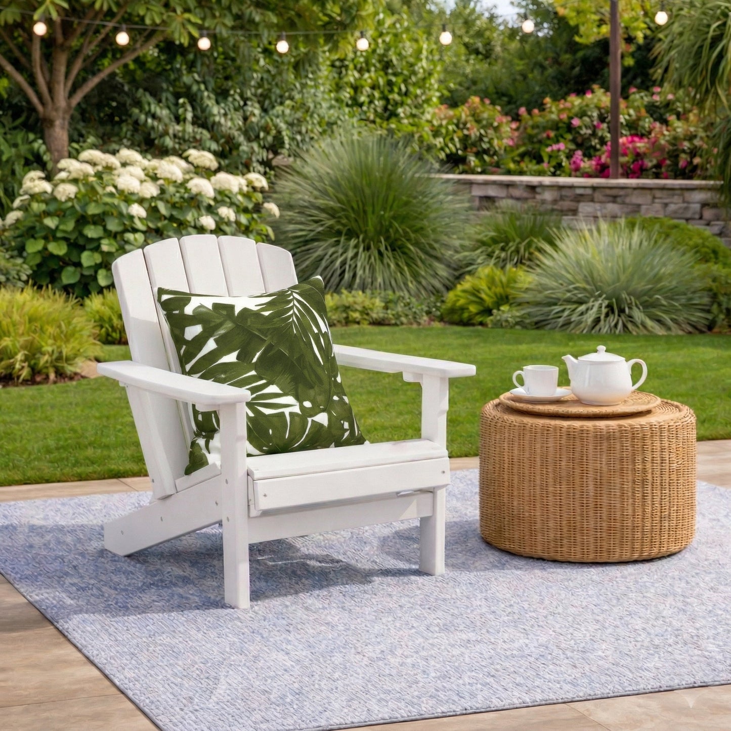 2 Pack Outdoor Throw Pillows, Waterproof & Fade-Resistant Patio Cushions (18x18 Inch, Green Leaf)