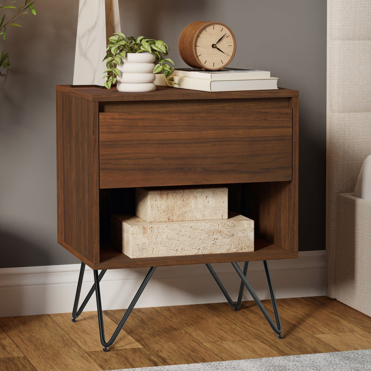 Hunter 20 Inch Wide Nightstand