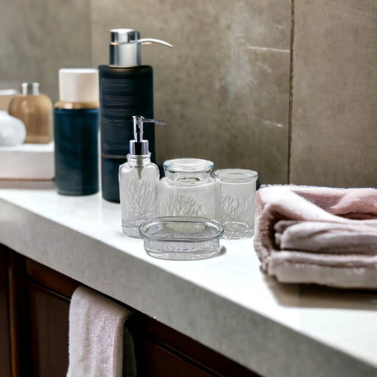Clear 4-Piece Bathroom Accessory Set | Arctic Collection