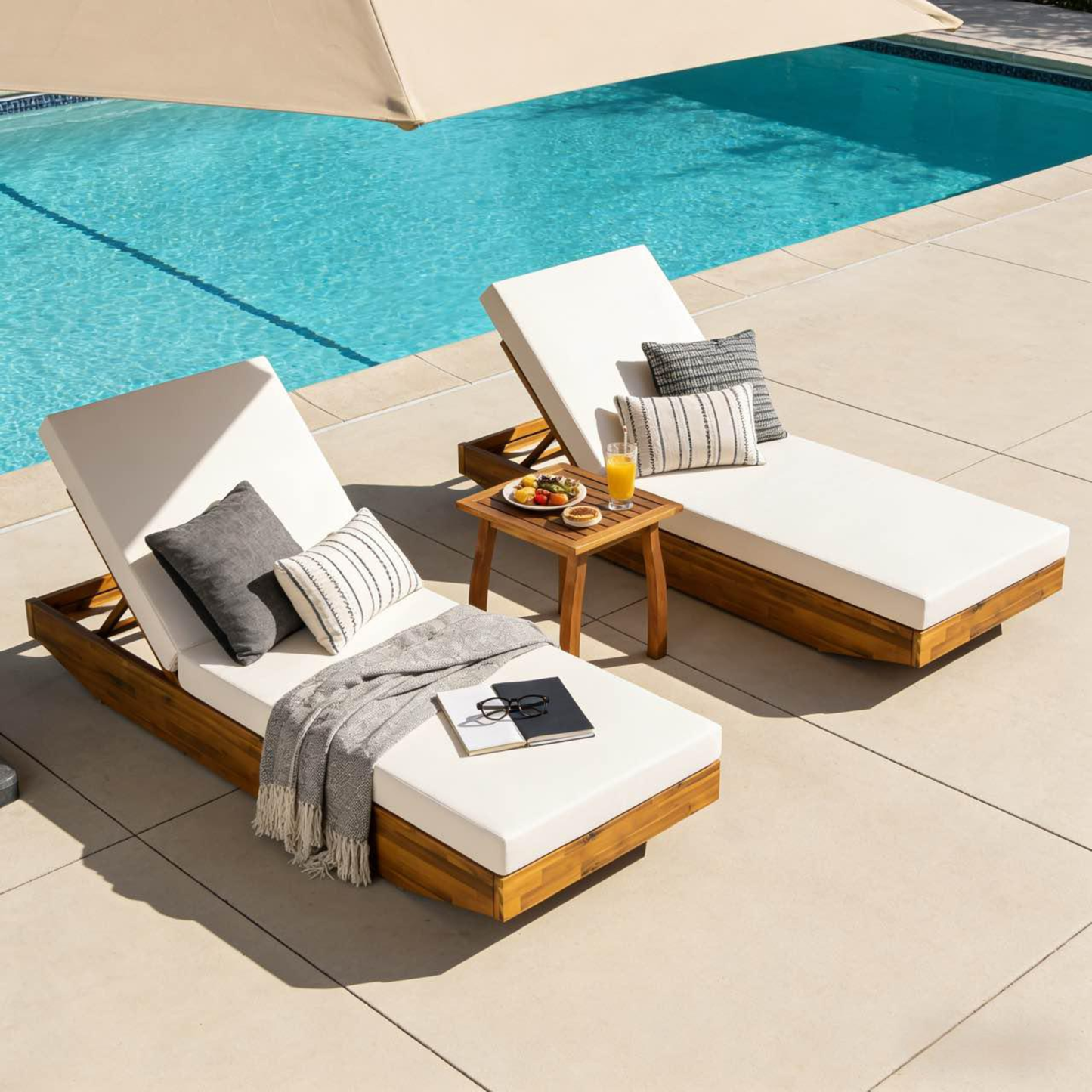 Acacia Wood Chaise Lounge with Cushion - Teak Finish