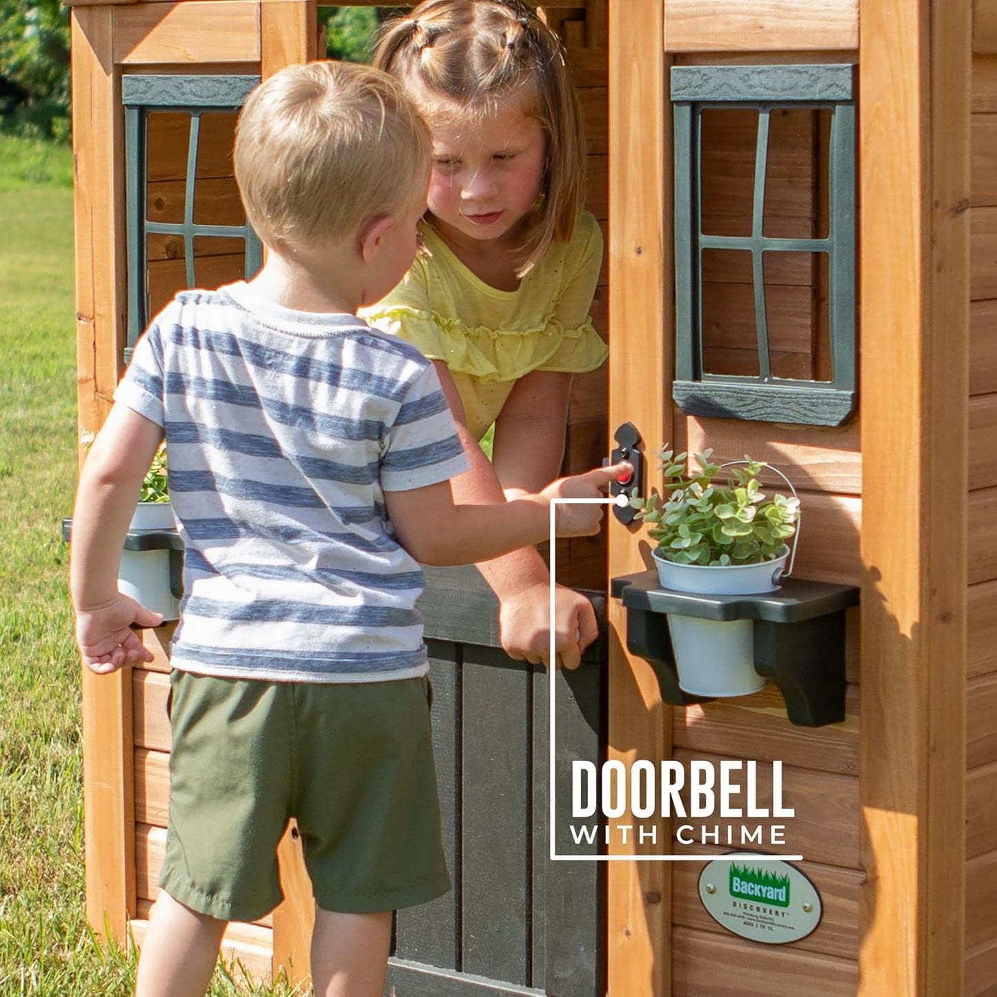Cedarwood Kids Outdoor Playhouse With Integrated Kitchen