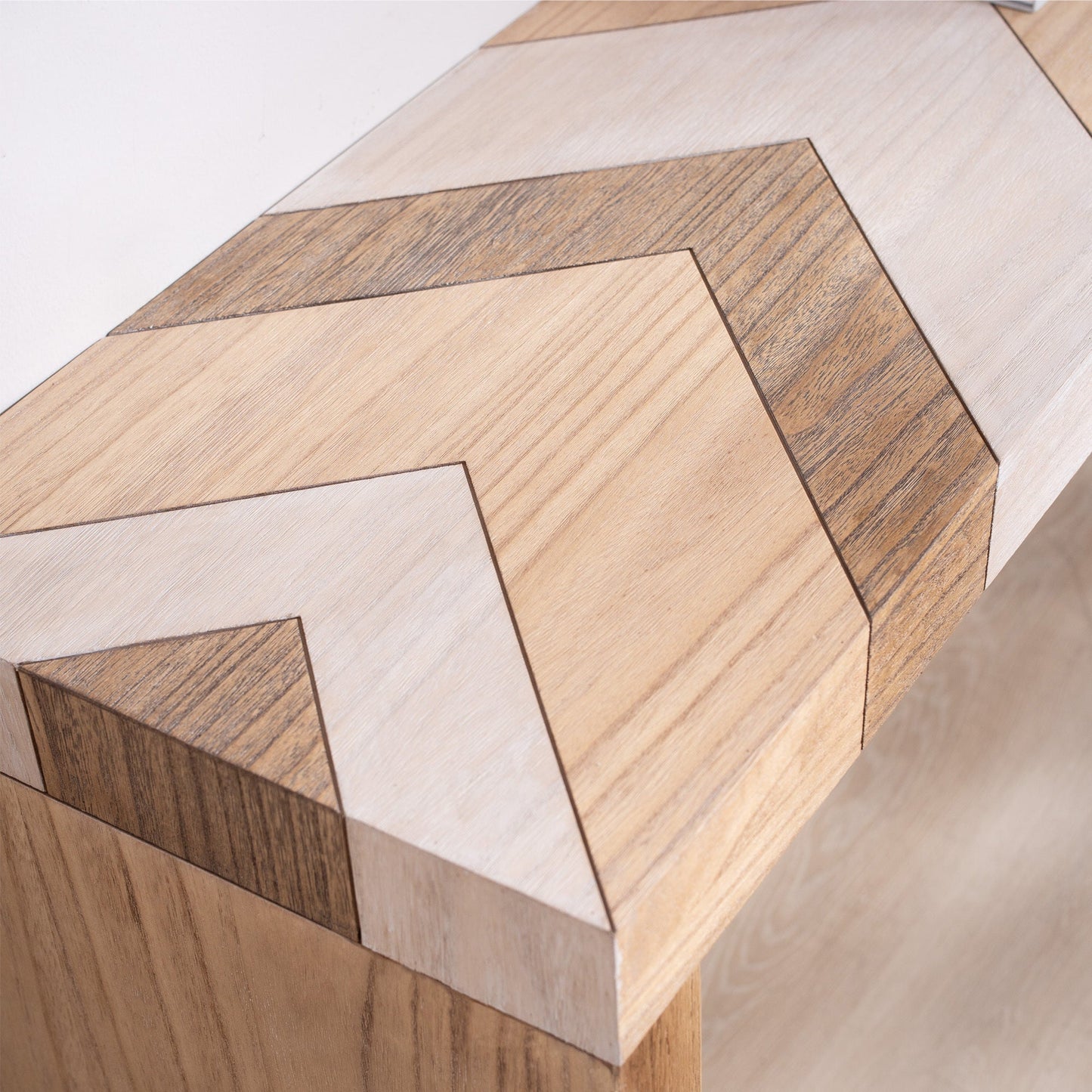Modern Console Table, 62' Long Entryway Table with Chevron Patterned Top