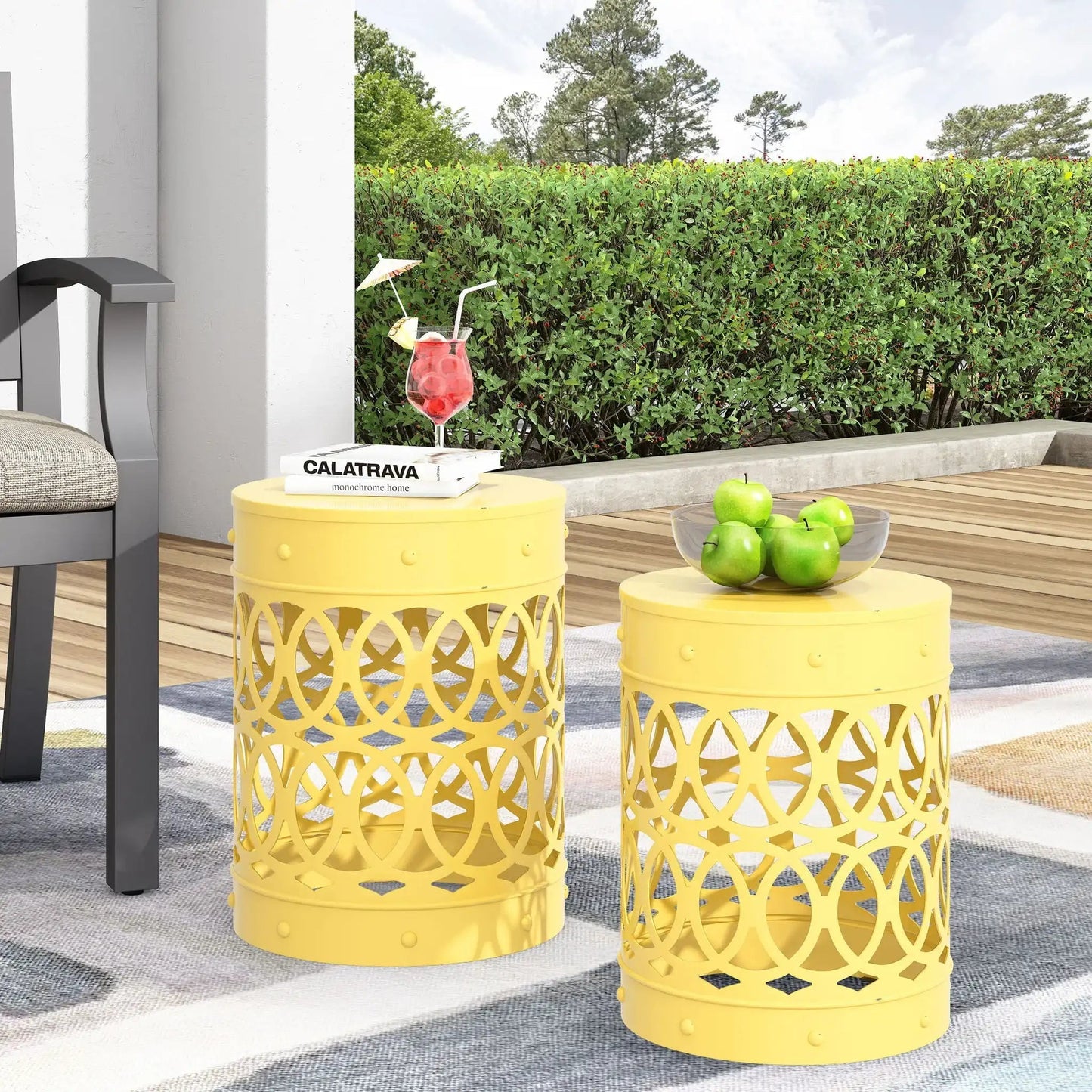 Outdoor Metal Set of 2 End Tables
