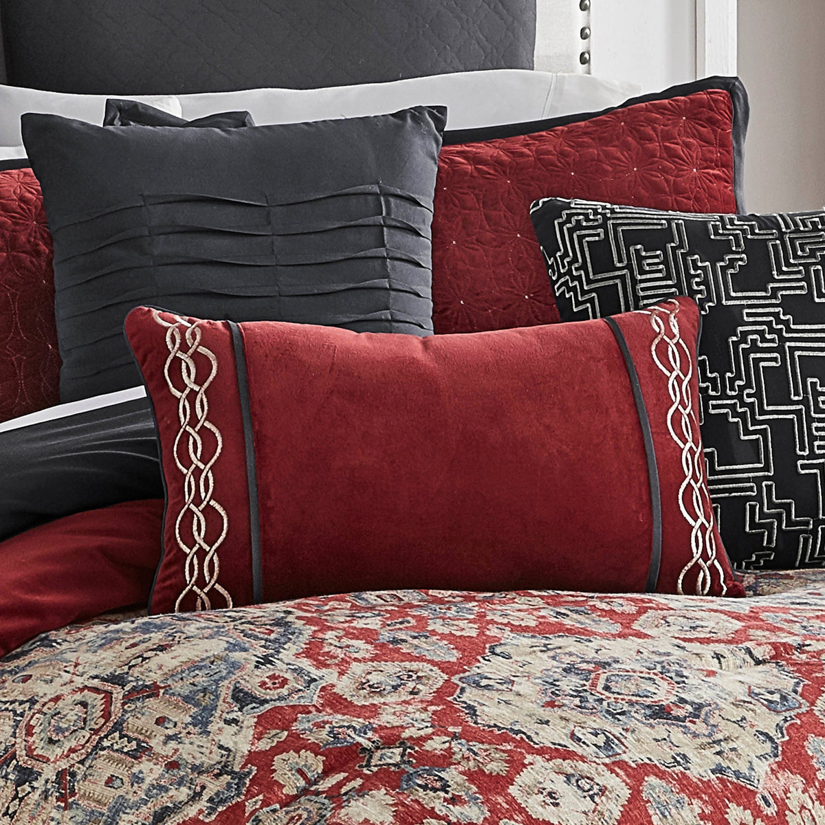 Sadler 9 Pc Queen Comforter Set