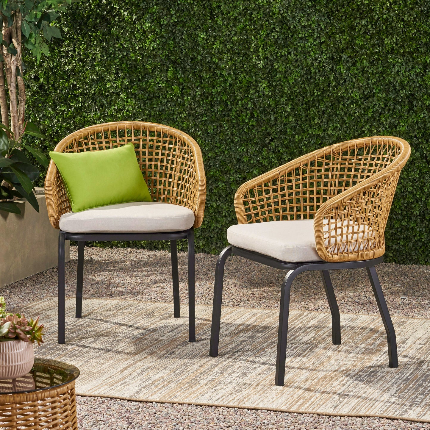 Aria Chair