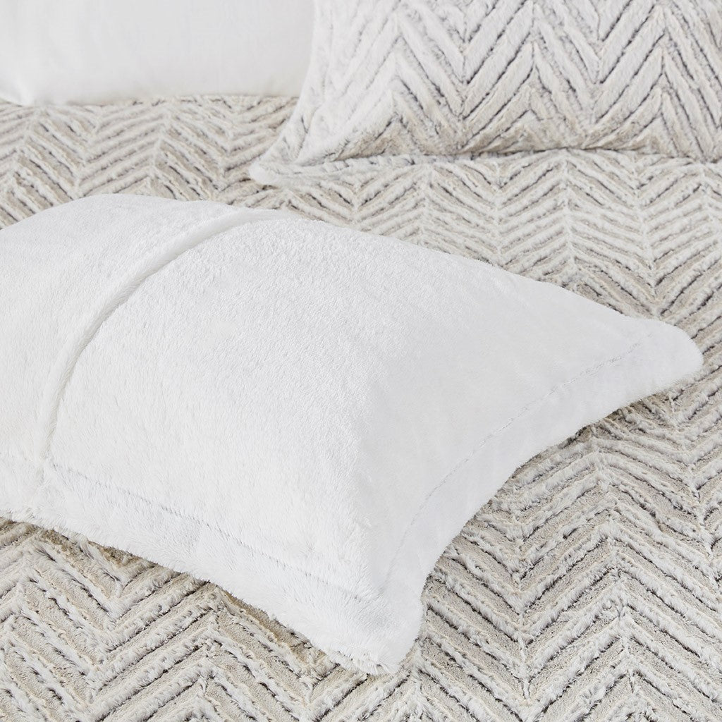 King/Cal King Ultra Plush Down Alternative Comforter Set