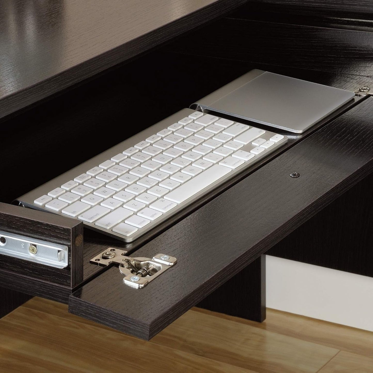 Elegant L-Shaped Desk with Spacious Surface in Wind Oak
