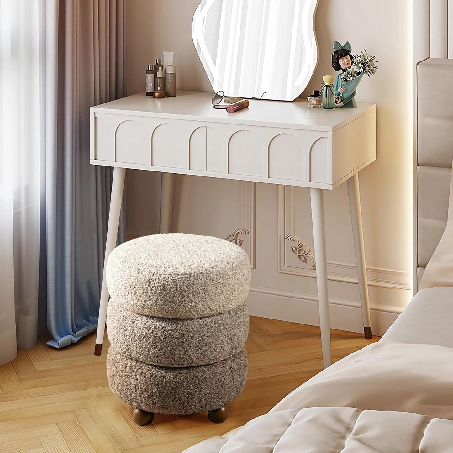 Round Upholstered Ottoman With Storage Gradient Brown