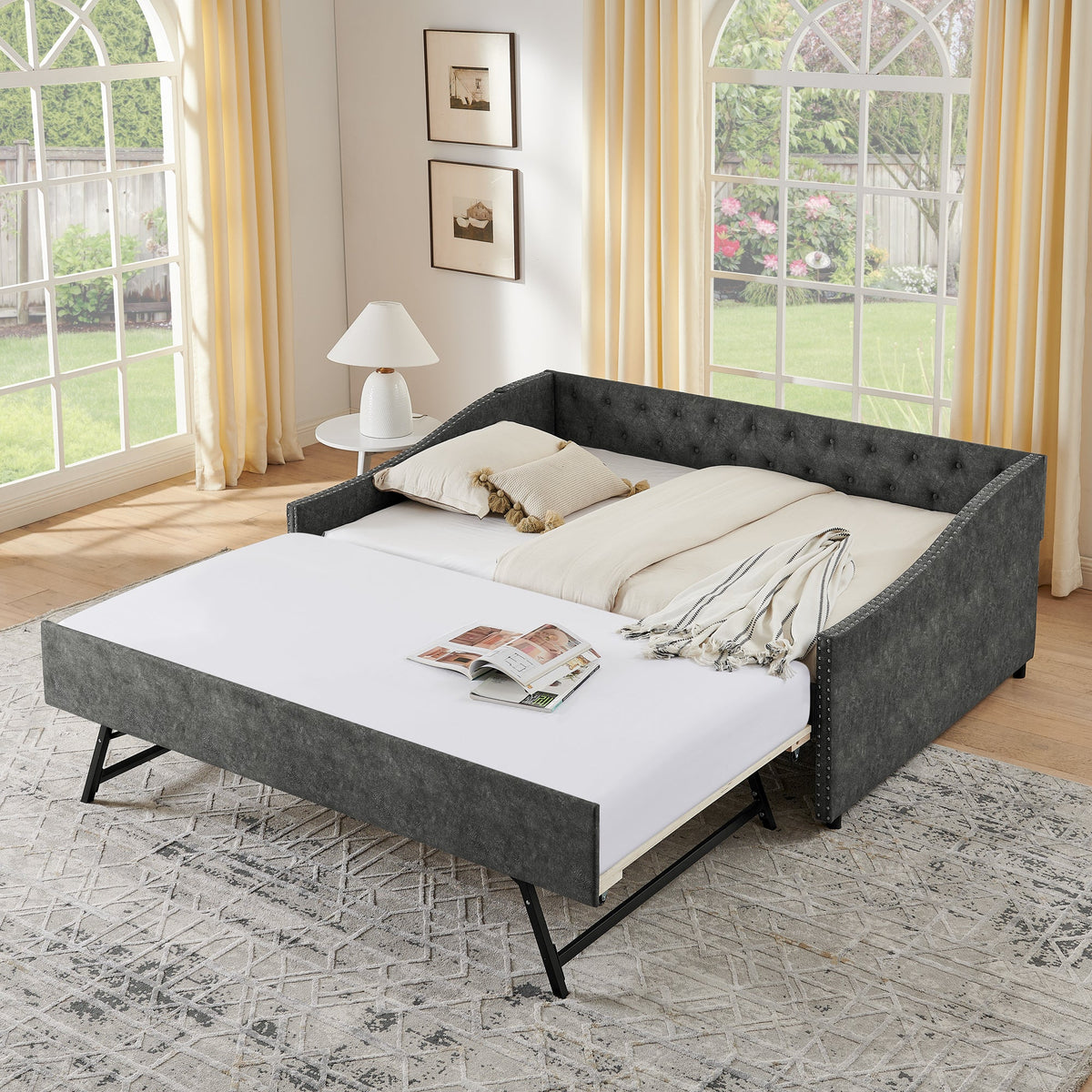 Full Size Daybed with USB Charging & Twin Size Pull-out Bed
