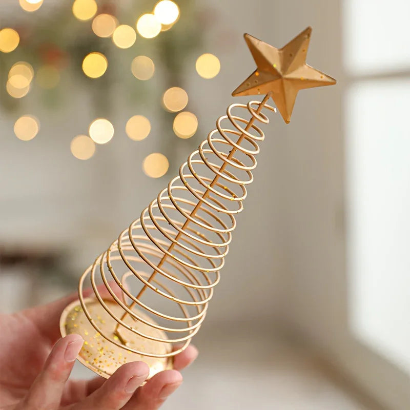 Golden Metal 3-Piece Scandinavian Christmas Decor Set