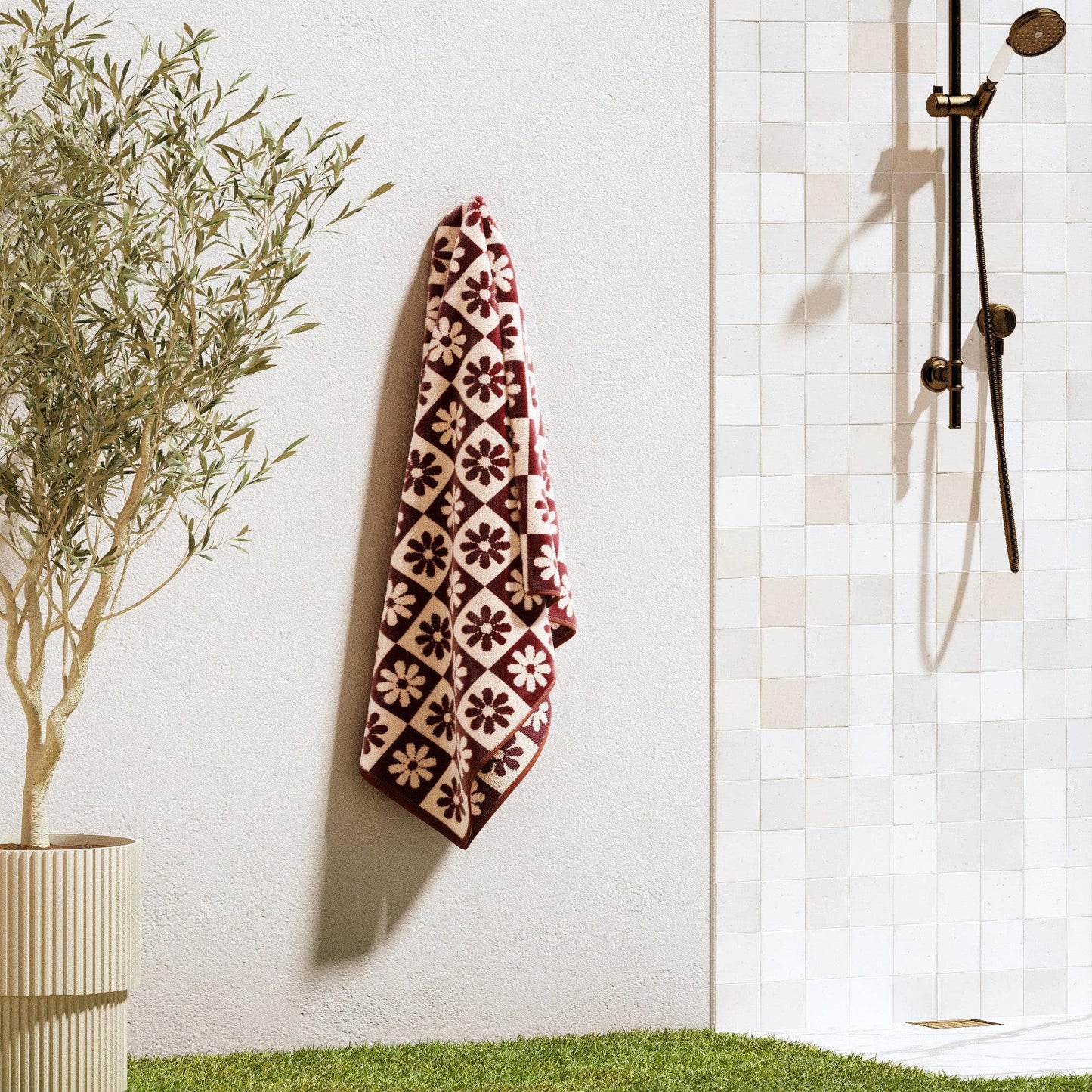 Oversized Retro Printed Beach Towel - St. Barts Collection