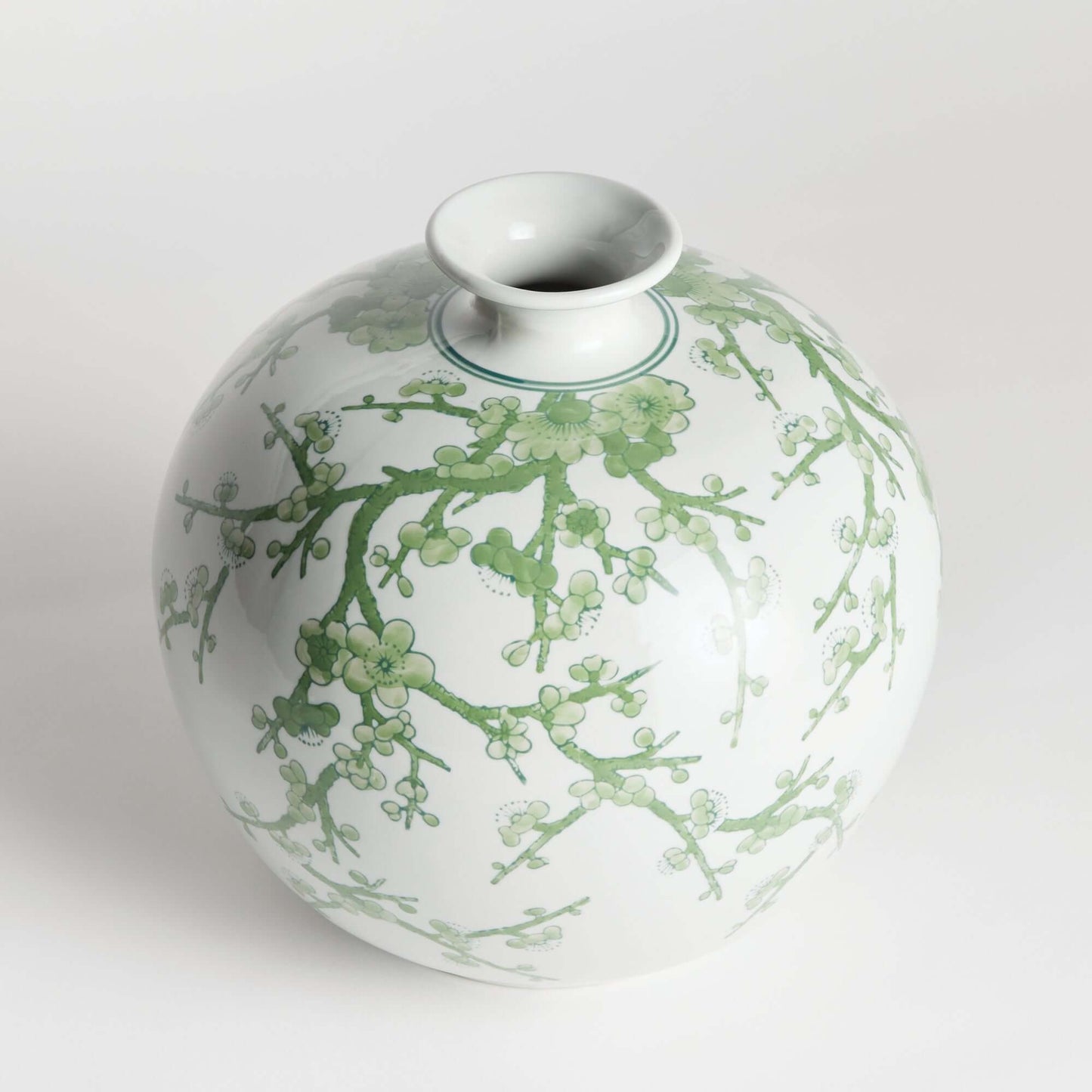 Green and White Botanical Chinoiserie Porcelain Vase