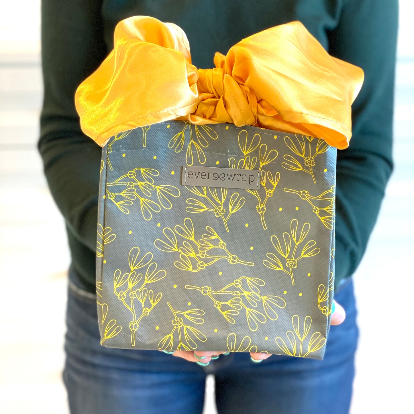 EverBag: Small Grey and Gold Floral Print with Gold Satin Bow