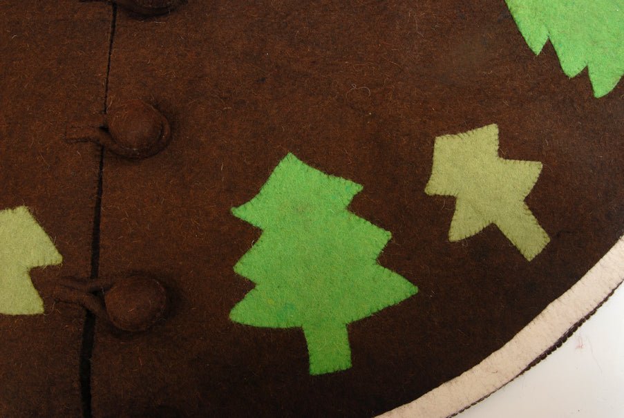 Handmade Rustic Trees Brown Felt Christmas Tree Skirt 60" Arcadia Home