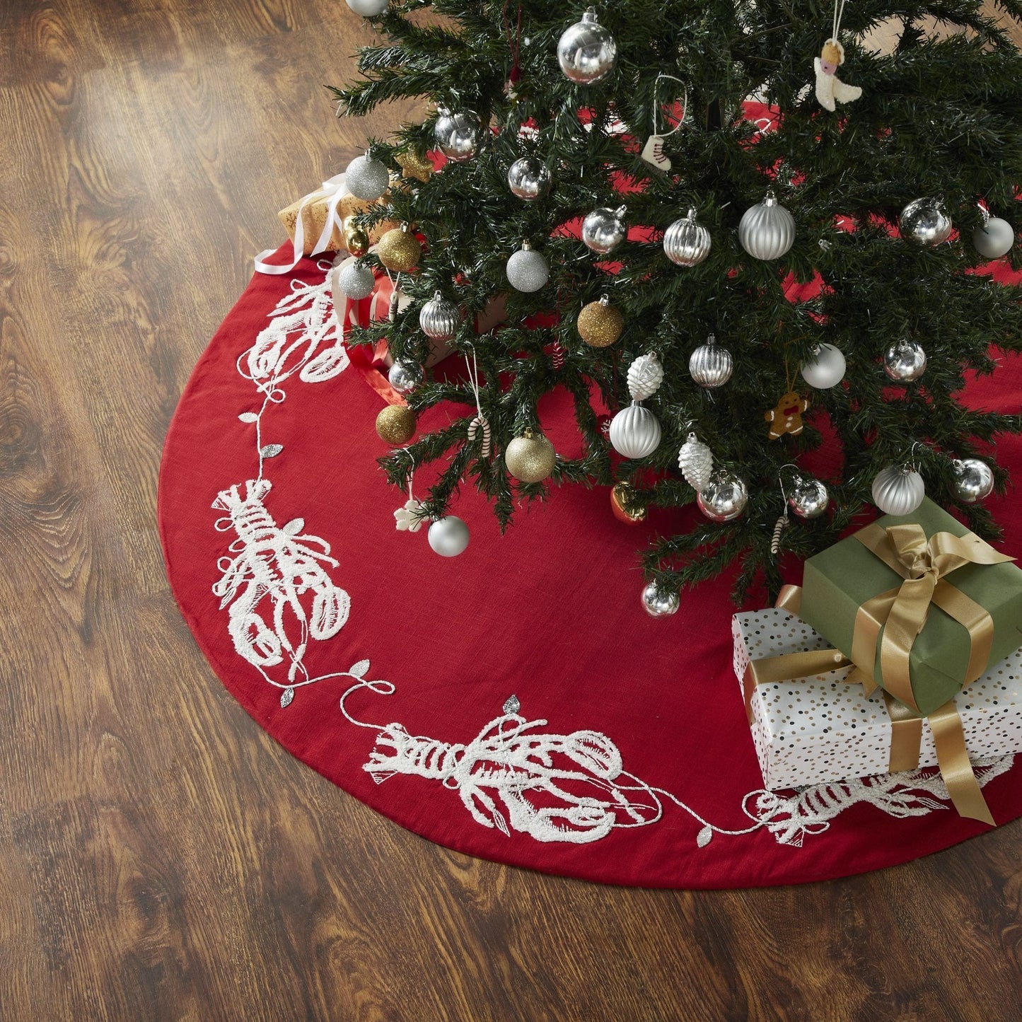 Handmade Lobsters Red Cotton Christmas Tree Skirt 60" Arcadia Home