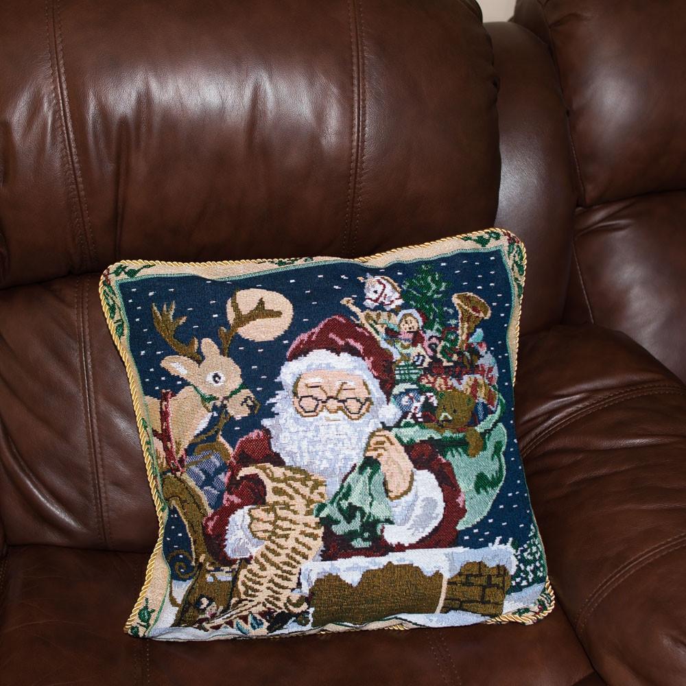Set of 2 Santa Reading Gifts List Christmas Throw Cushion Pillow Covers
