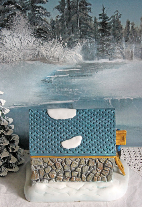 Christmas Village Dickens Towne Series - Frost's Ice House