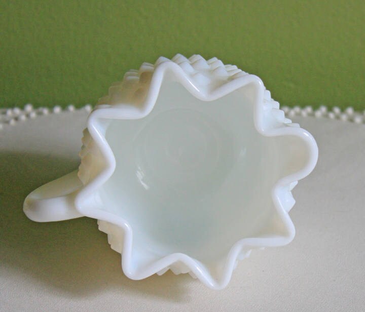 Milk Glass Creamer or Small Sauce Dish.  Hobnail Serving Dish. Scalloped edge Creamer or Sauciere. Fine Dining. Collectibles.