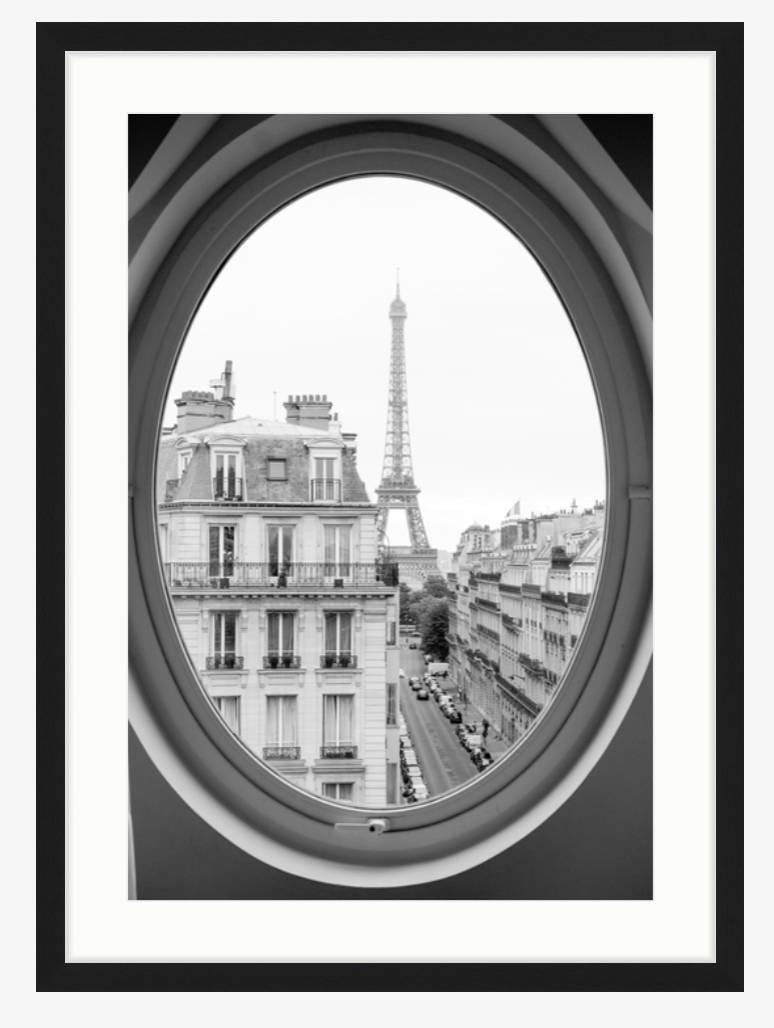 Eiffel Tower Room with a View