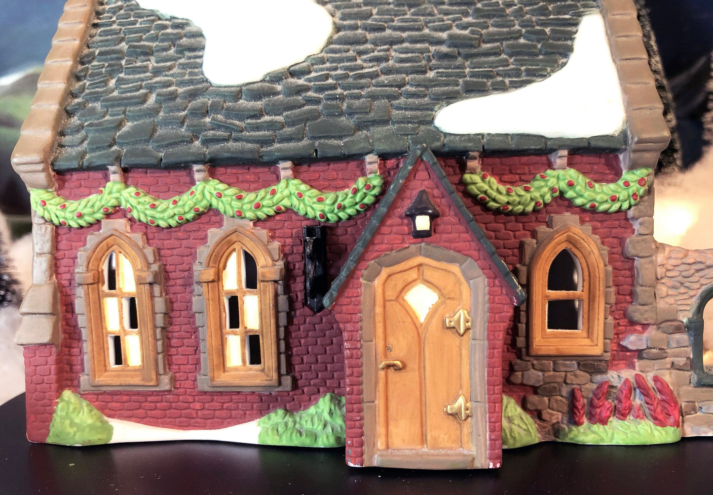 Department 56 Dickens Christmas Village Dudden Cross Church with Light
