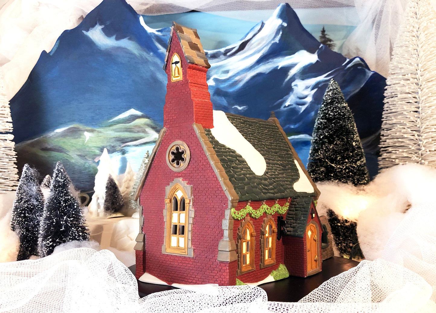 Department 56 Dickens Christmas Village Dudden Cross Church with Light.