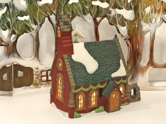 Department 56 Dickens Christmas Village Dudden Cross Church with Light.