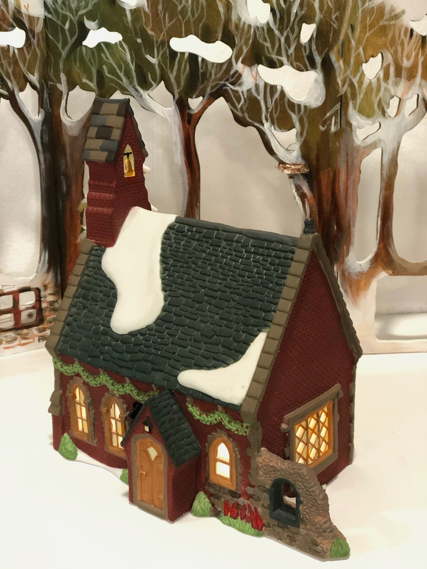 Department 56 Dickens Christmas Village Dudden Cross Church with Light.