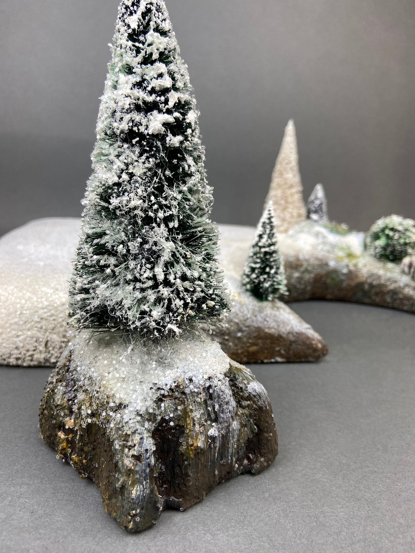 Christmas Village Fortynicks Inn. Illuminated Porcelain Hand Painted Building. Alternative Holiday Decoration. Home or Retail Display.