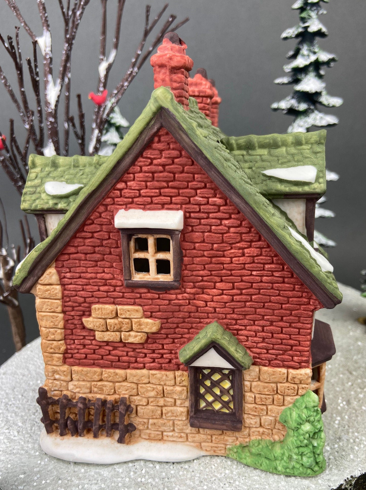 Christmas Village House by Department 56. New England Village Series. Illuminated Nicholas Nickleby Cottage.